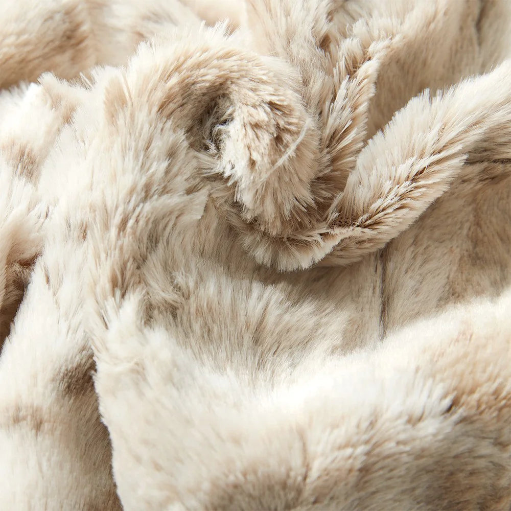 White Leopard Cozy Throw